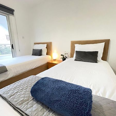 Aurora Holiday Apartment - 아이아 나파 외부 사진
